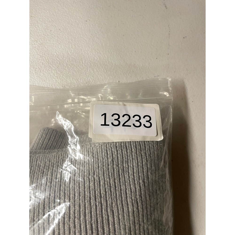 Aritzia Babaton Hazlitt Sweater Vest Womens S Gray Wool Ribbed Knit Sleeveless - Picture 12 of 12